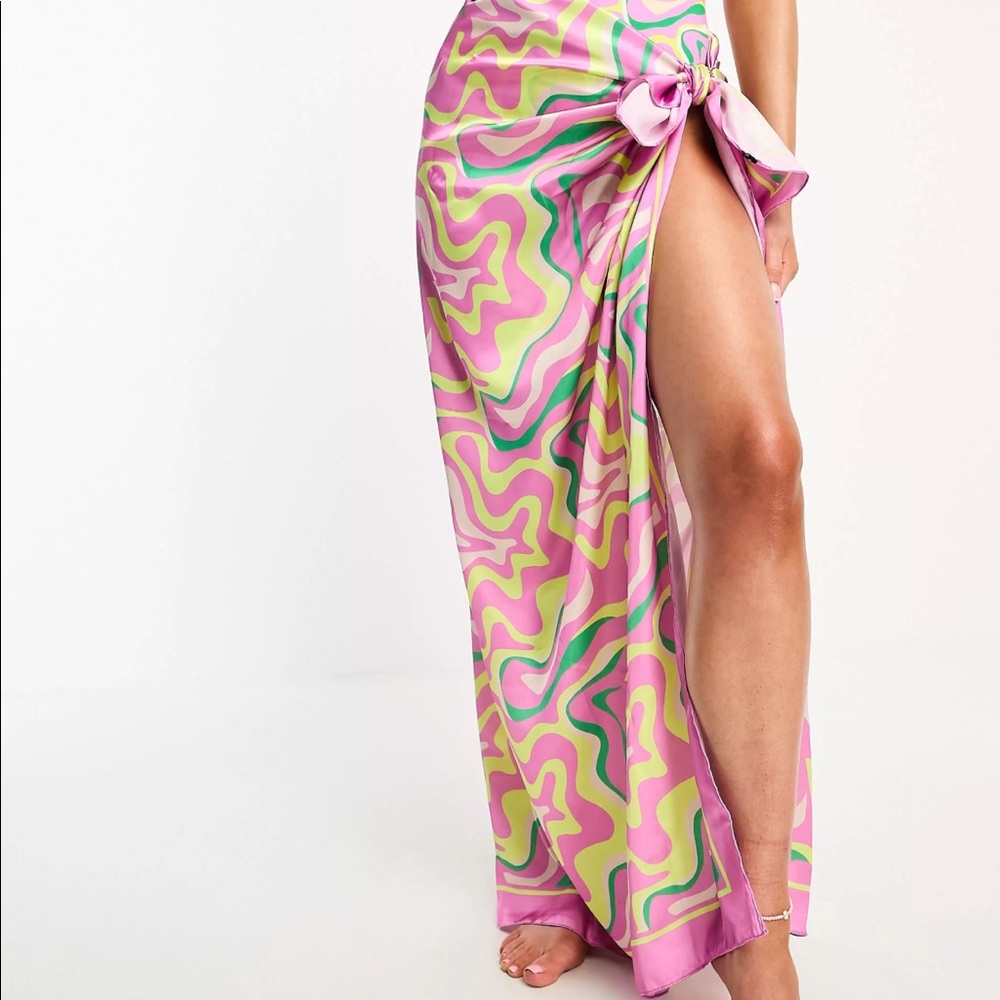 Satin sarong